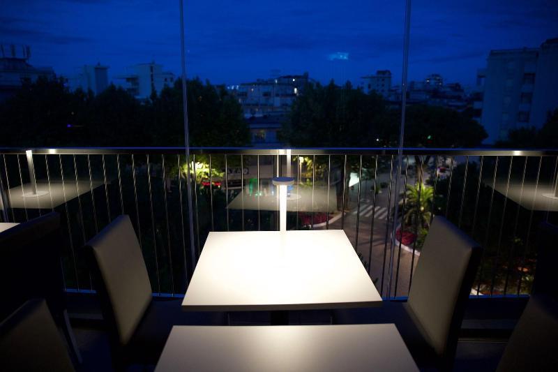 Monaco Suites Hotel リニャーノ・サッビアドーロ エクステリア 写真
