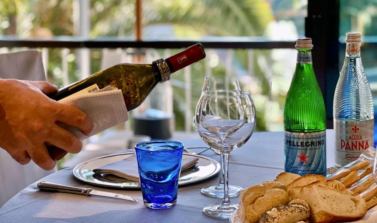 Monaco Suites Hotel リニャーノ・サッビアドーロ エクステリア 写真