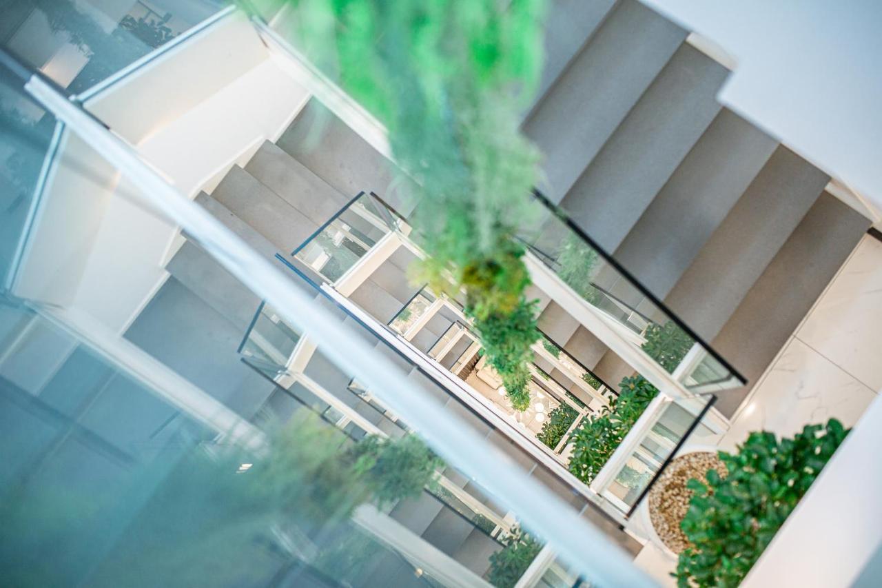 Monaco Suites Hotel リニャーノ・サッビアドーロ エクステリア 写真