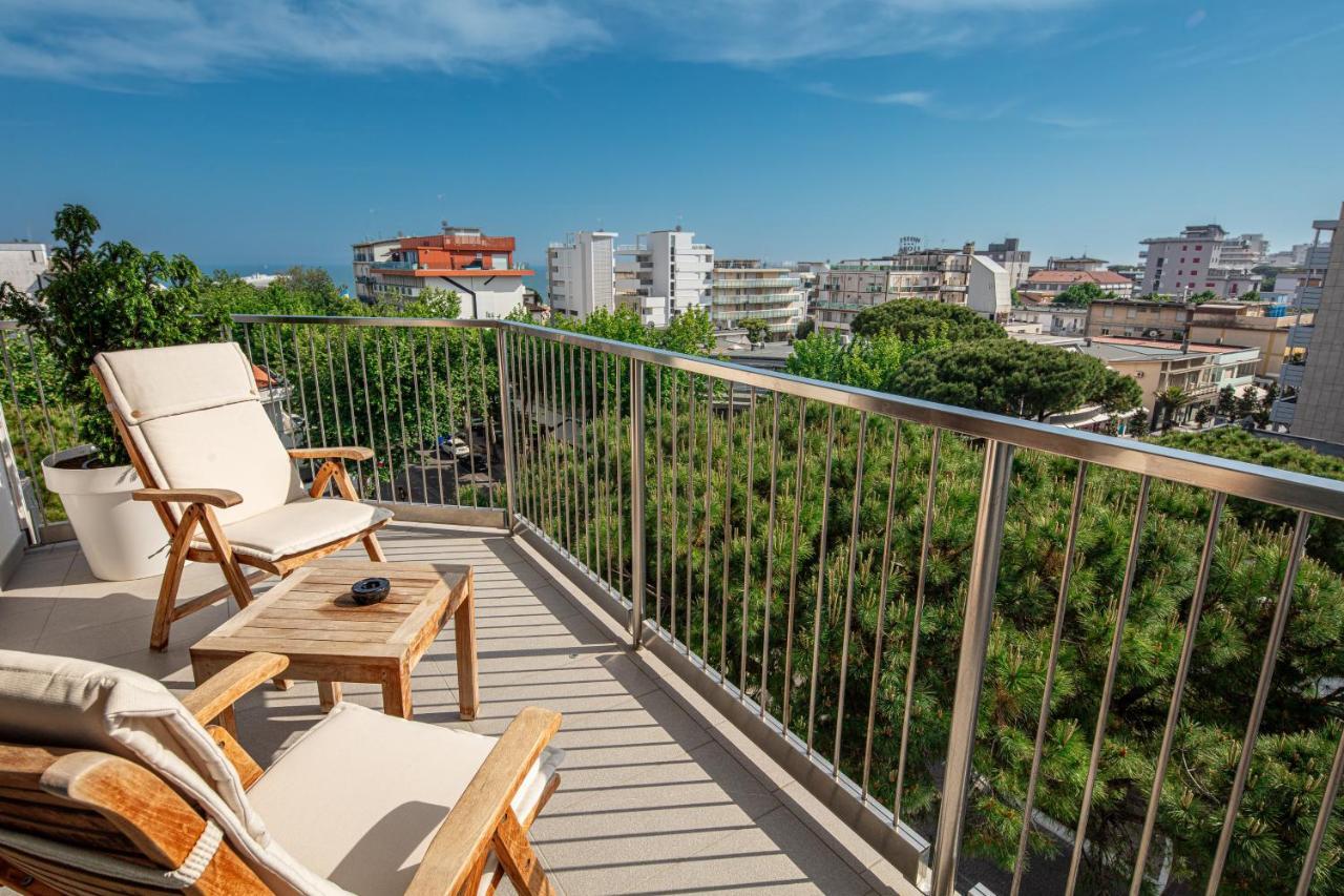 Monaco Suites Hotel リニャーノ・サッビアドーロ エクステリア 写真