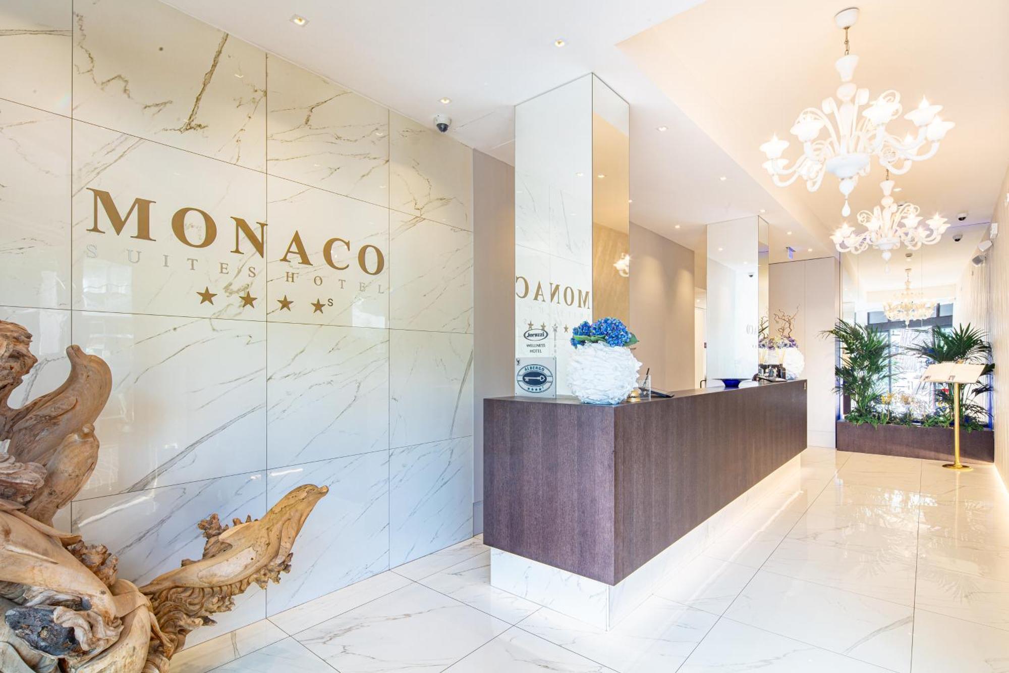 Monaco Suites Hotel リニャーノ・サッビアドーロ エクステリア 写真